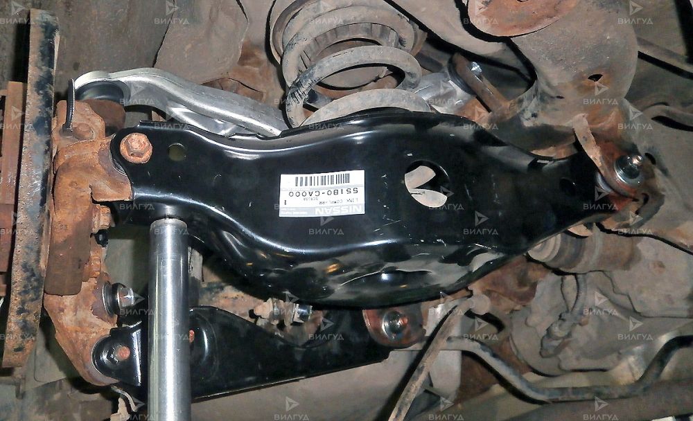 Замена рычага передней подвески Dodge Nitro в Улан-Удэ