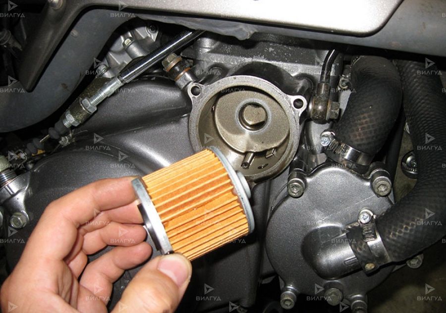 Замена масляного фильтра Ford Fiesta в Улан-Удэ