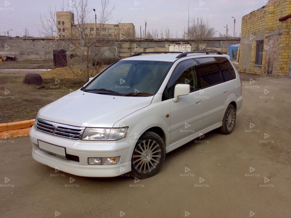 Замер компрессии дизельного двигателя Mitsubishi Chariot в Улан-Удэ