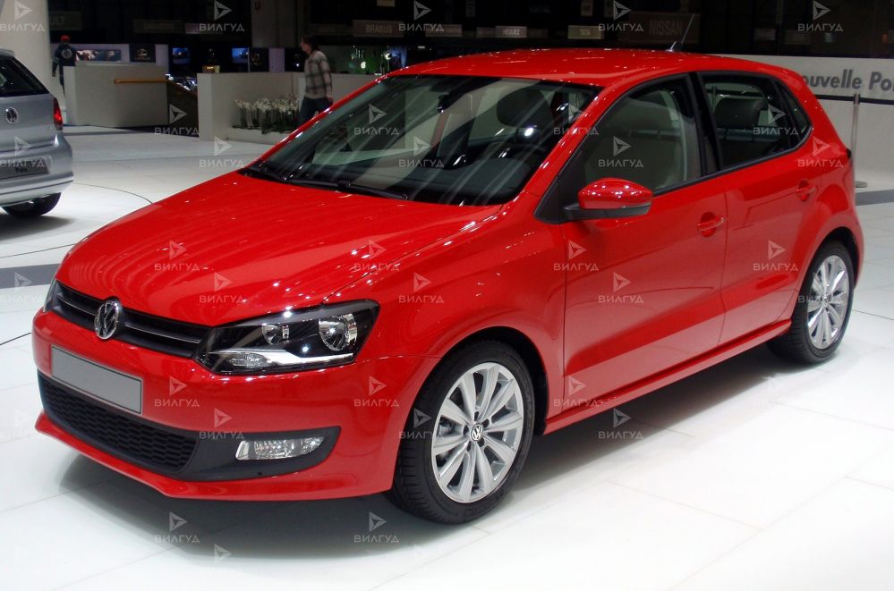 Замена габаритной лампы Volkswagen Polo в Улан-Удэ