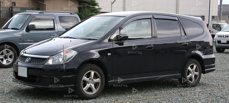 Замена подшипника задней ступицы Honda Stream в Улан-Удэ